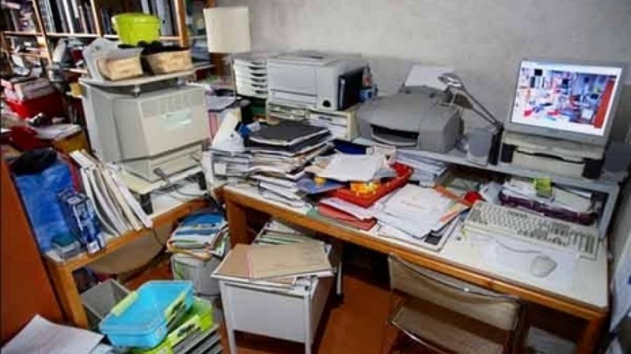bureau.jpg